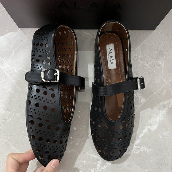 Alaia Black Ballet Shoes - Picture 5 of 7